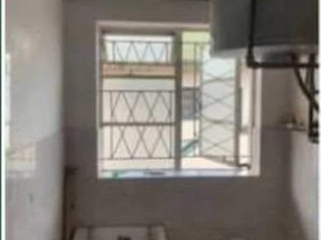 2 Bedroom Flat & Apartment